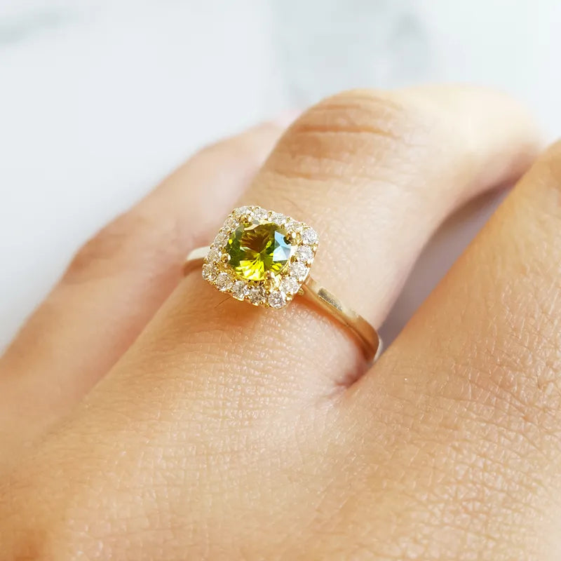 Natürliche Peridot-Halo-Ringe im Rundschliff – Ringe aus 14-karätigem Gold-Vermeil