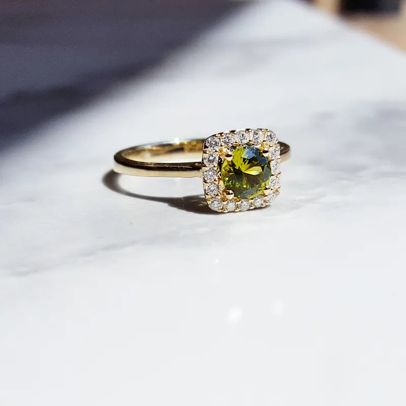 Natürliche Peridot-Halo-Ringe im Rundschliff – Ringe aus 14-karätigem Gold-Vermeil