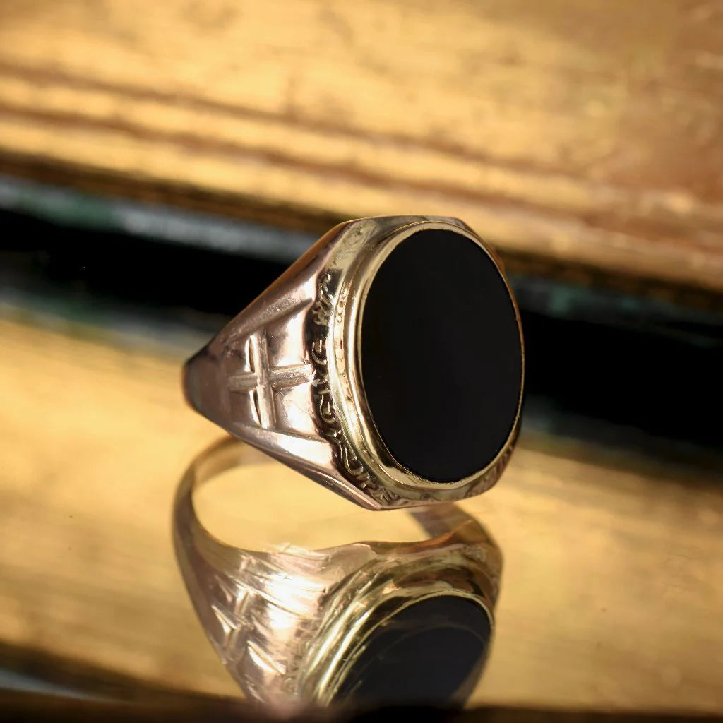 bagues en onyx noir de style Art déco vintage - bagues en vermeil en or rose 14 carats - chevalières
