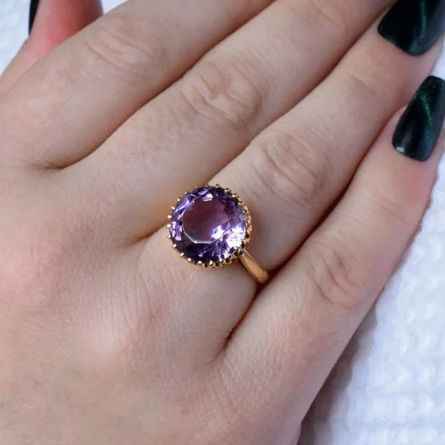 Natürlicher Amethyst-Solitärring im Rundschliff – 14-karätiger Gold-Vermeil-Ring – Amethyst-Cocktailring