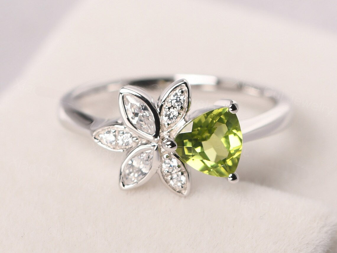 Natural Trillion Cut Peridot Unique Cluster Promise Rings For Women - 925 Sterling Silver Rings