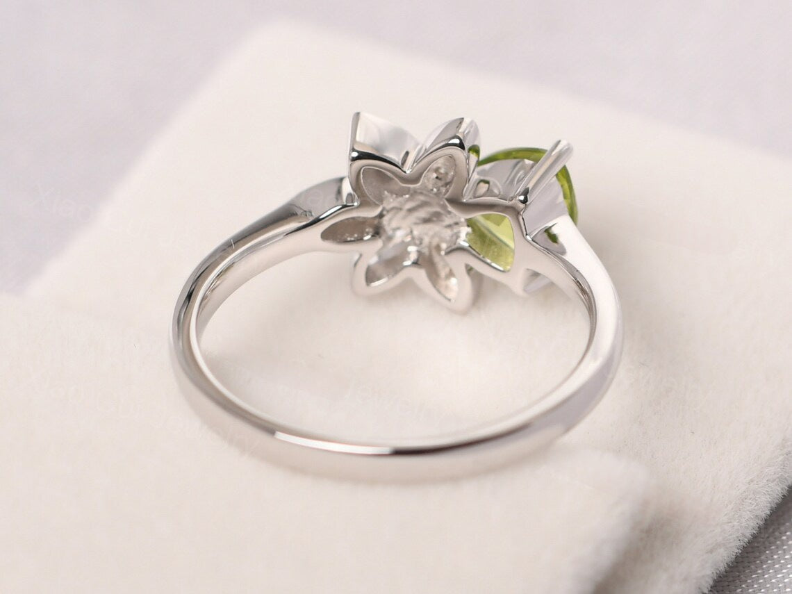 Natural Trillion Cut Peridot Unique Cluster Promise Rings For Women - 925 Sterling Silver Rings