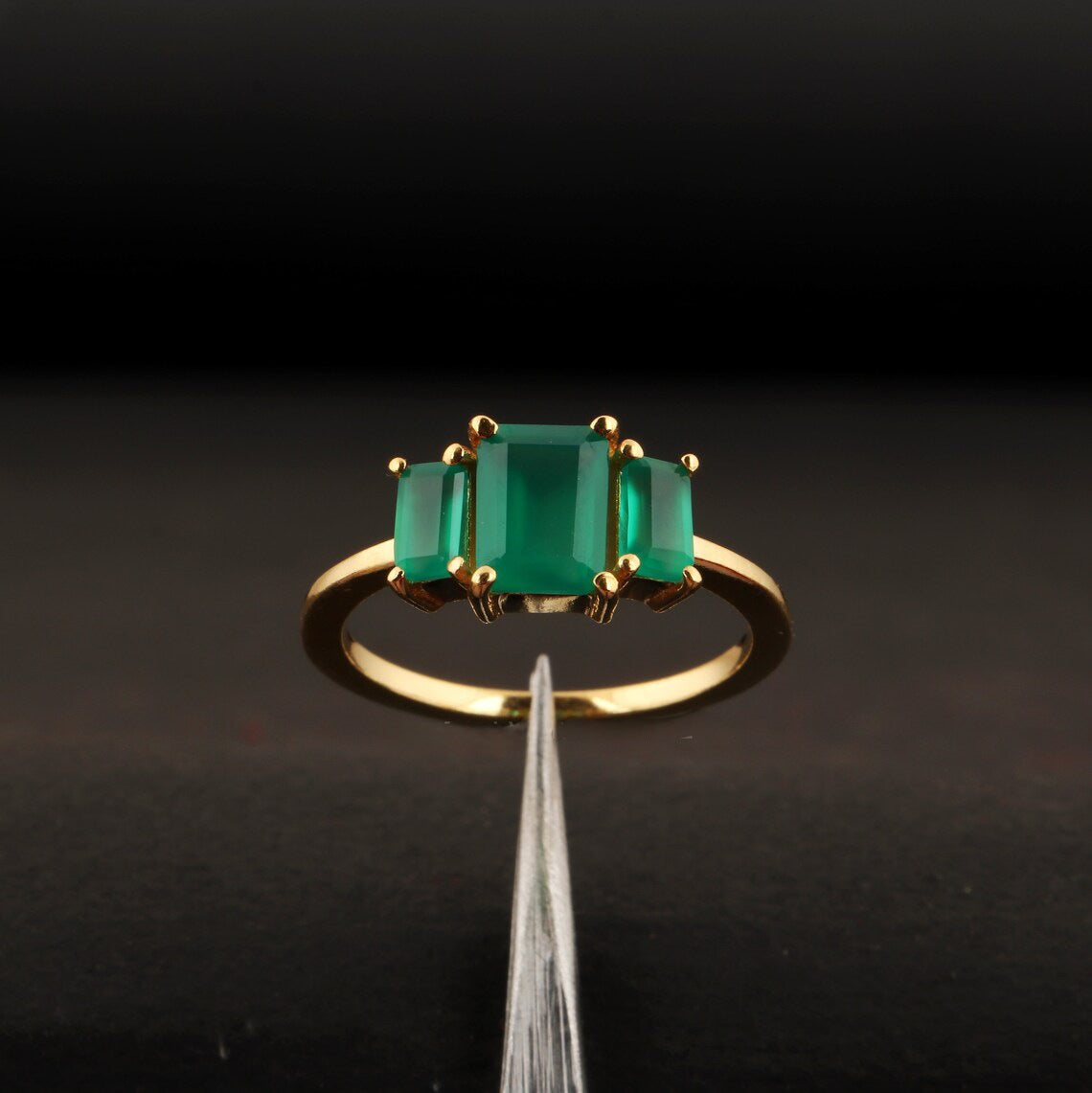 Bague de déclaration en onyx vert naturel à trois pierres - Anneaux en vermeil en or 14 carats