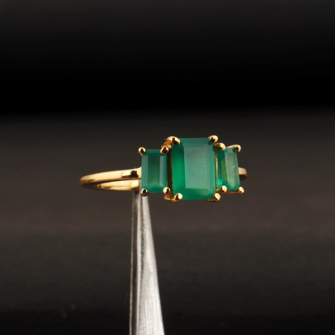 Bague de déclaration en onyx vert naturel à trois pierres - Anneaux en vermeil en or 14 carats