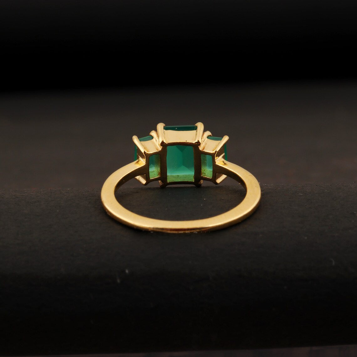 Bague de déclaration en onyx vert naturel à trois pierres - Anneaux en vermeil en or 14 carats