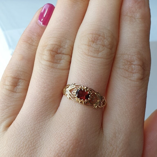 Garnet Vintage Rings