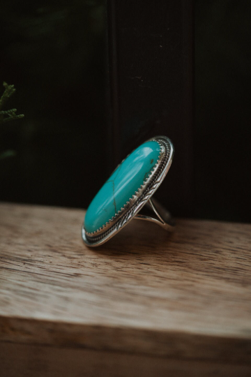 Native American Long Oval Cut Turquoise Southwestern Style Ring - 925 Sterling Silver Ring