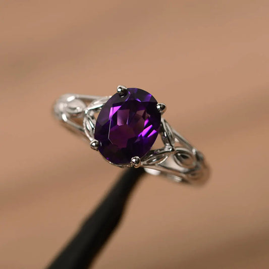 Natürlicher Amethyst-Solitärring im Ovalschliff – Ring aus 925er Sterlingsilber