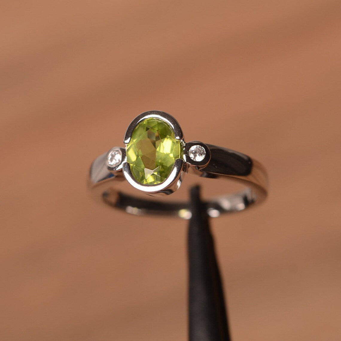 Natural Oval Cut Peridot Simple Promise Rings