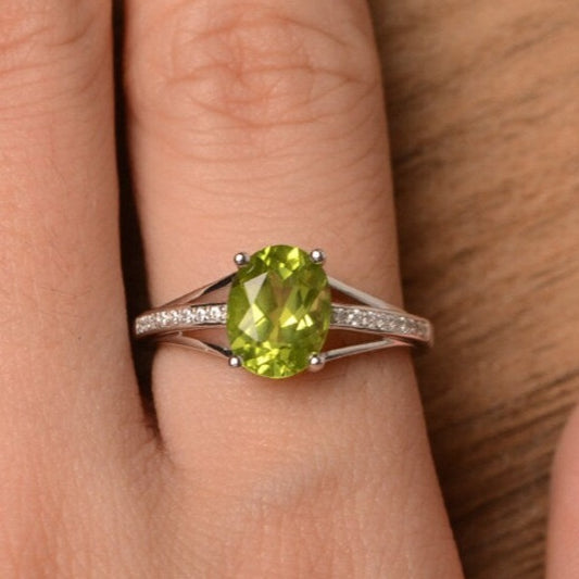 Natural Oval Cut Peridot Unique Promise Rings