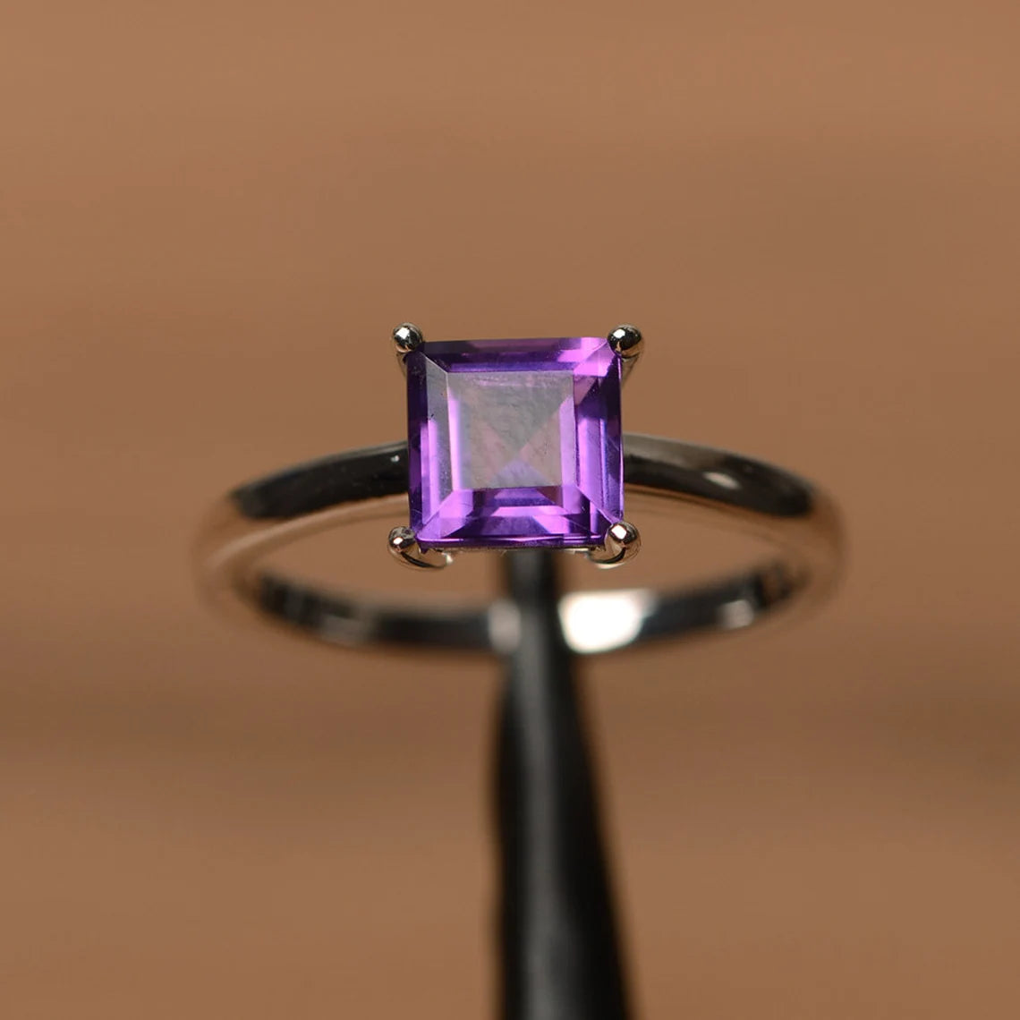 Natürlicher Amethyst-Solitärring im Quadratschliff – Ringe aus 925er Sterlingsilber