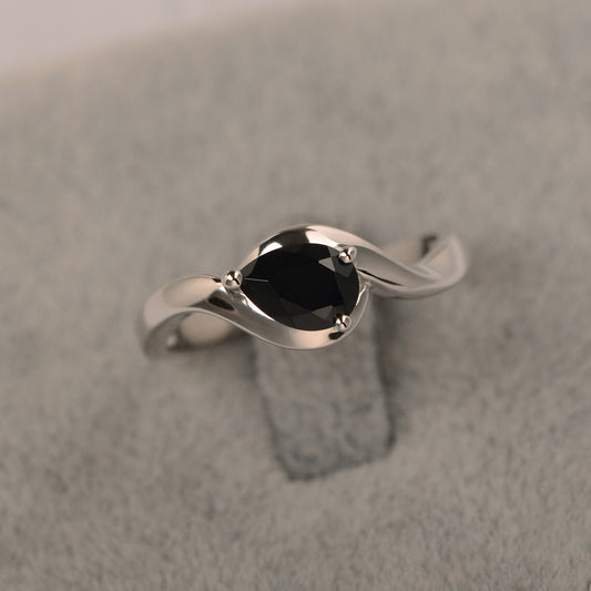 Natural Pear Cut Black Onyx Solitaire Ring - 925 Sterling Silver Ring