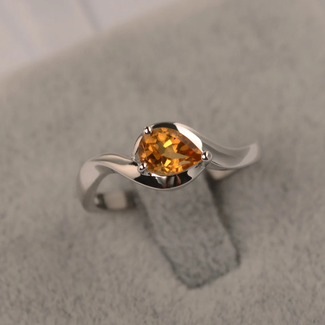 Bague solitaire citrine coupée en forme de larme naturelle - Bague en argent sterling 925