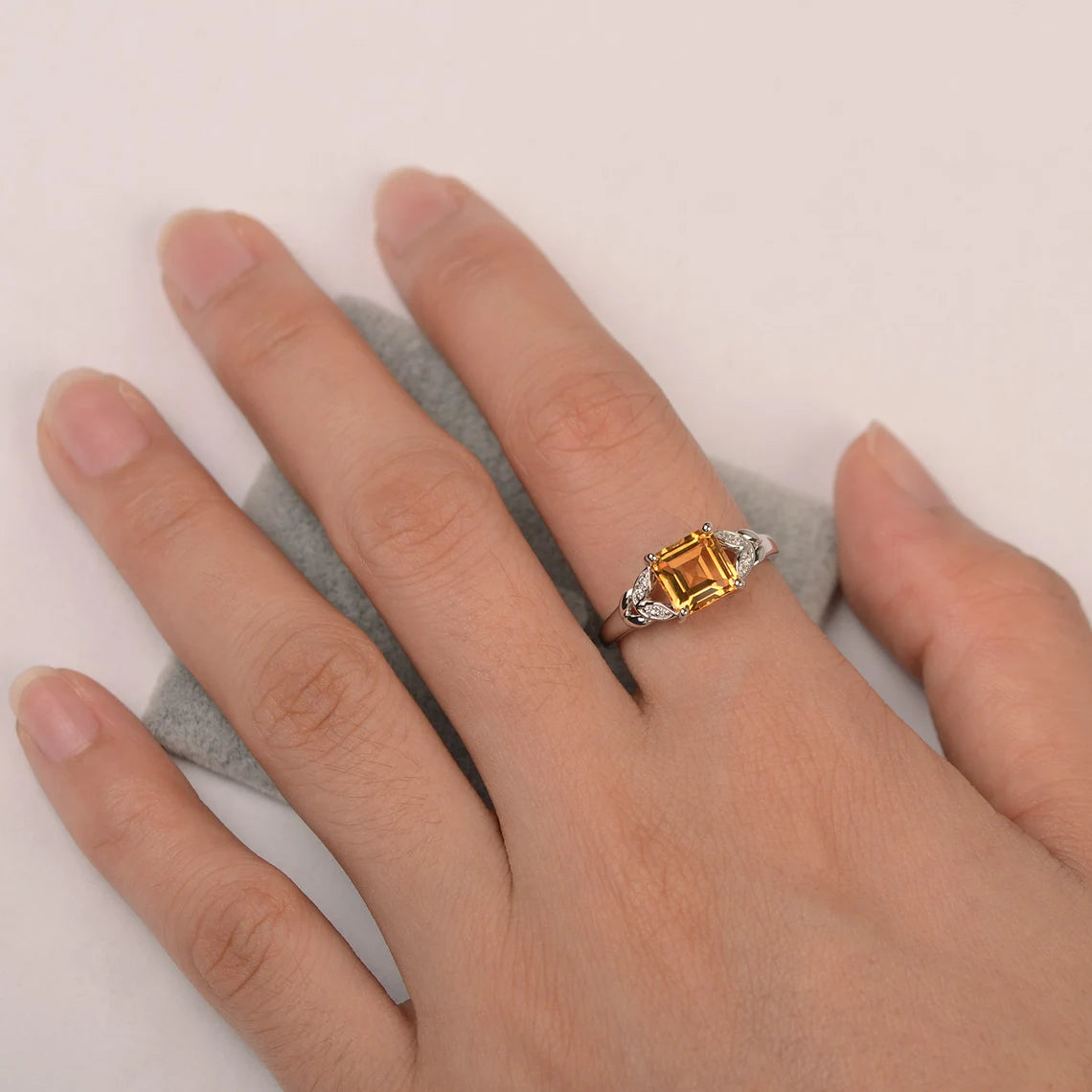 Bague solitaire citrine coupe carrée naturelle - Bague en argent sterling 925