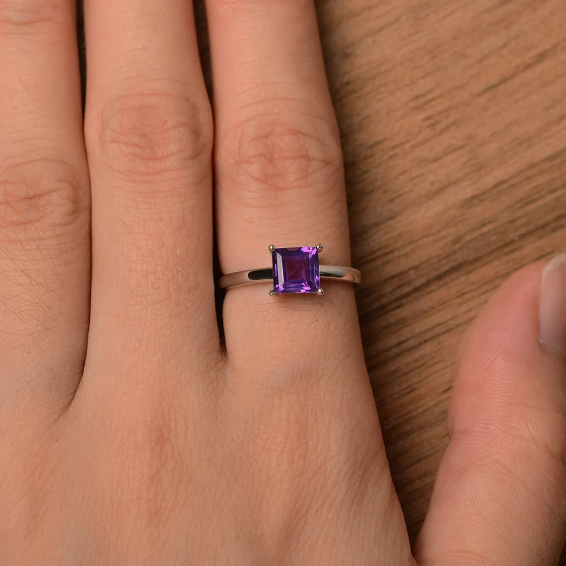 Natürlicher Amethyst-Solitärring im Quadratschliff – Ringe aus 925er Sterlingsilber