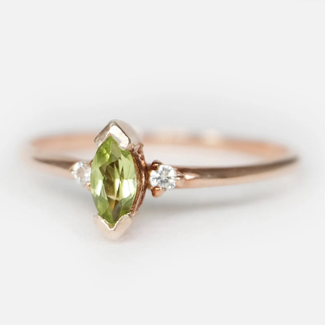 Bague de déclaration Peridot - Bague Vermeil en or rose 14 carats - Bague en pierre de naissance d’août