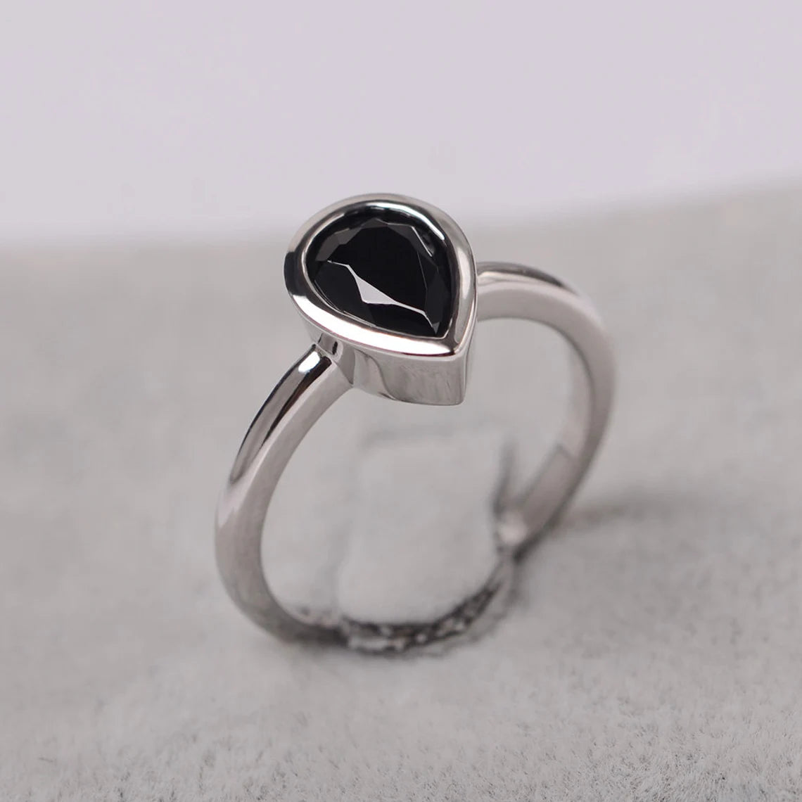 Bague de promesse en onyx noir coupé en forme de larme naturelle - Bague en argent sterling 925