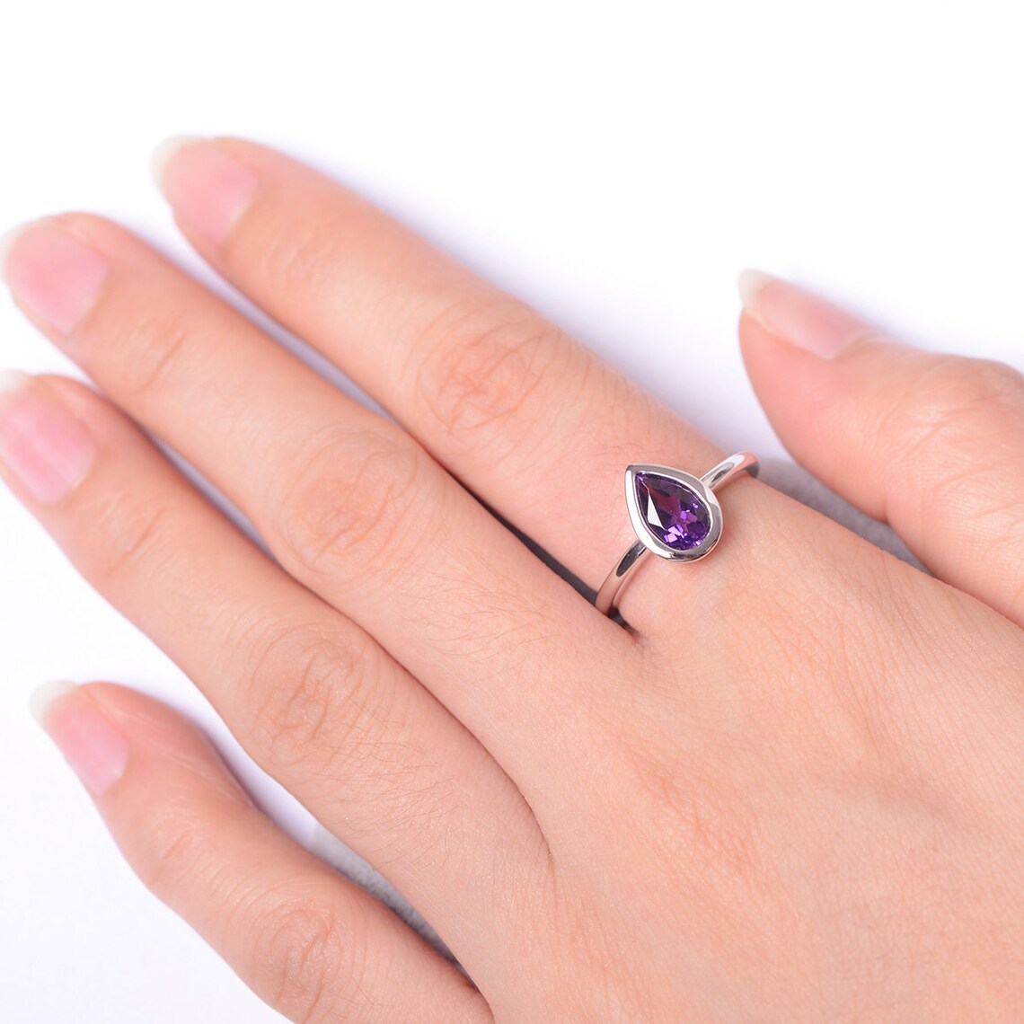 Natürlicher Amethyst-Solitärring im Birnenschliff – Ring aus 925er Sterlingsilber