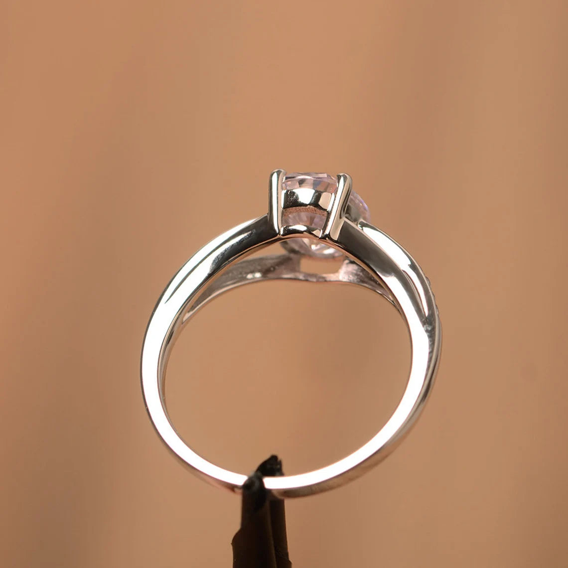 Bague solitaire ovale en zircone cubique rose - Bague en argent sterling 925