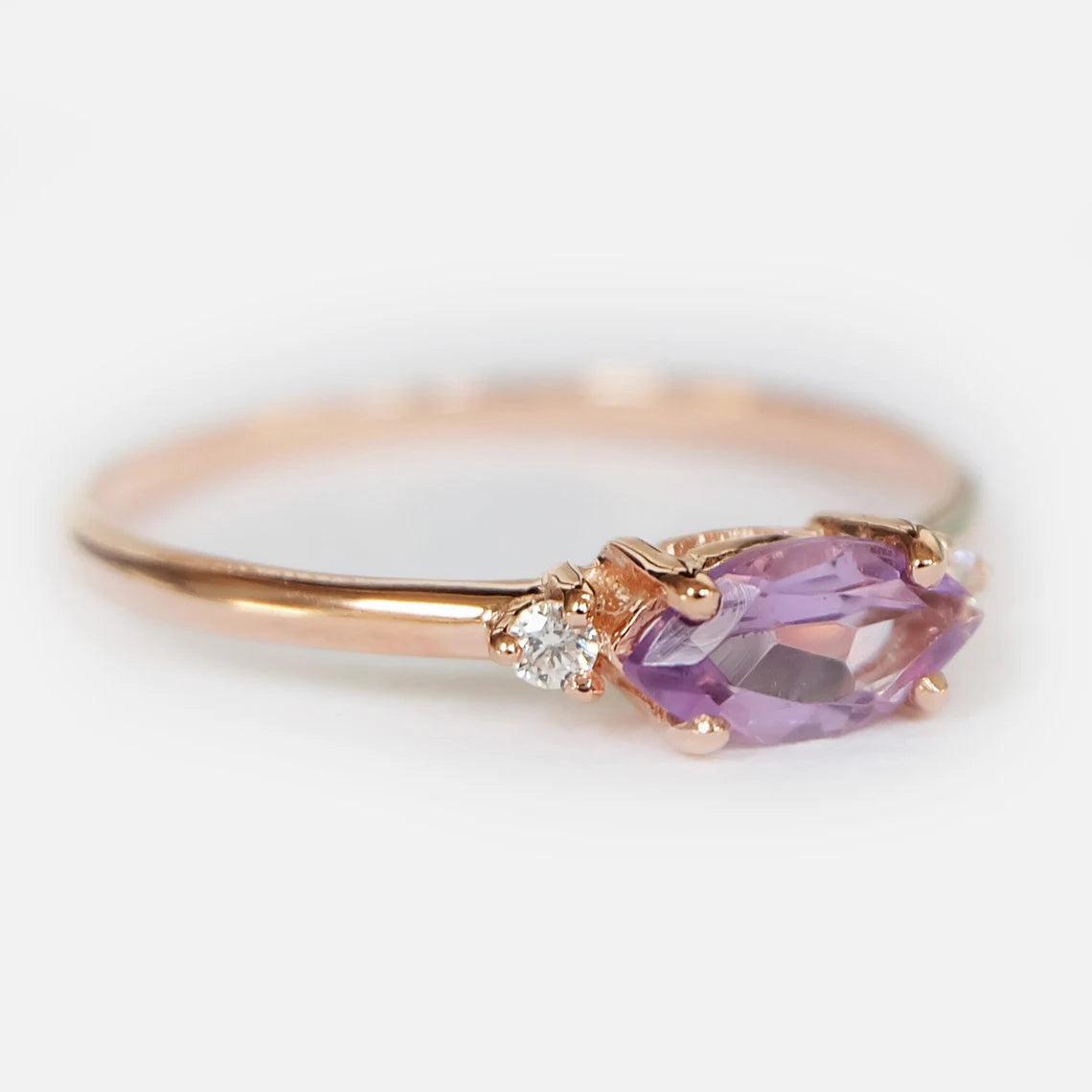 Natürlicher Amethyst-Statement-Ring im Marquise-Schliff – 14-karätiger Roségold-Vermeil-Ring