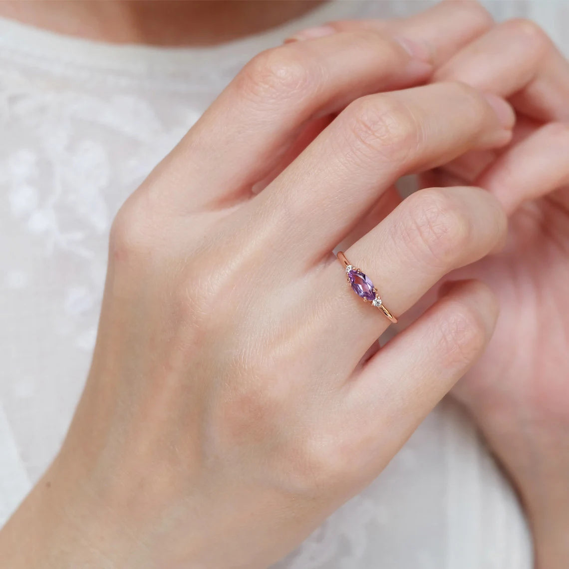 Natürlicher Amethyst-Statement-Ring im Marquise-Schliff – 14-karätiger Roségold-Vermeil-Ring