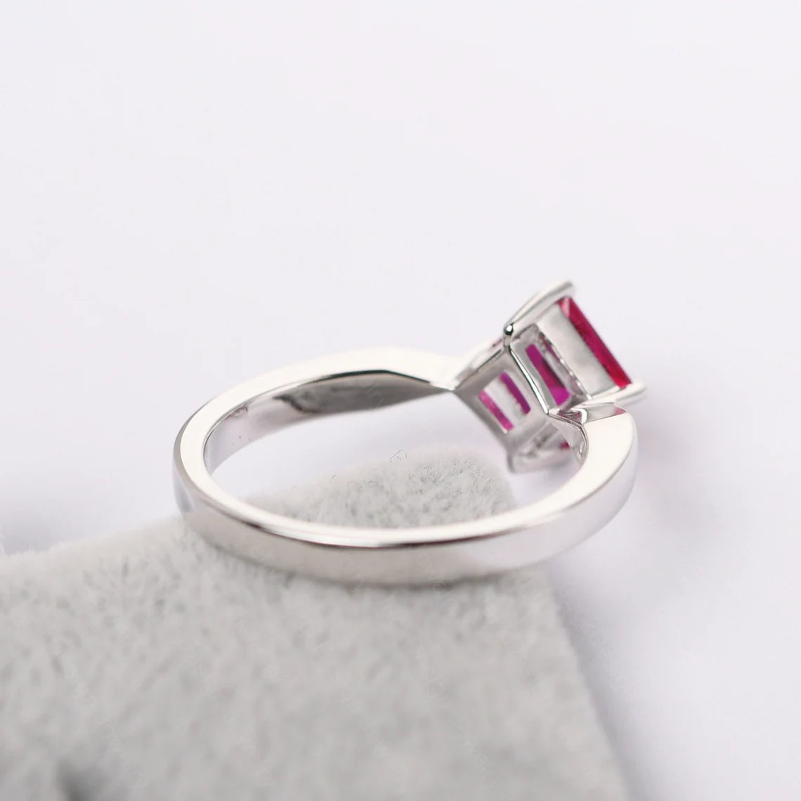 Bague de mariage en rubis taille carrée créée en laboratoire - Bague en argent sterling 925