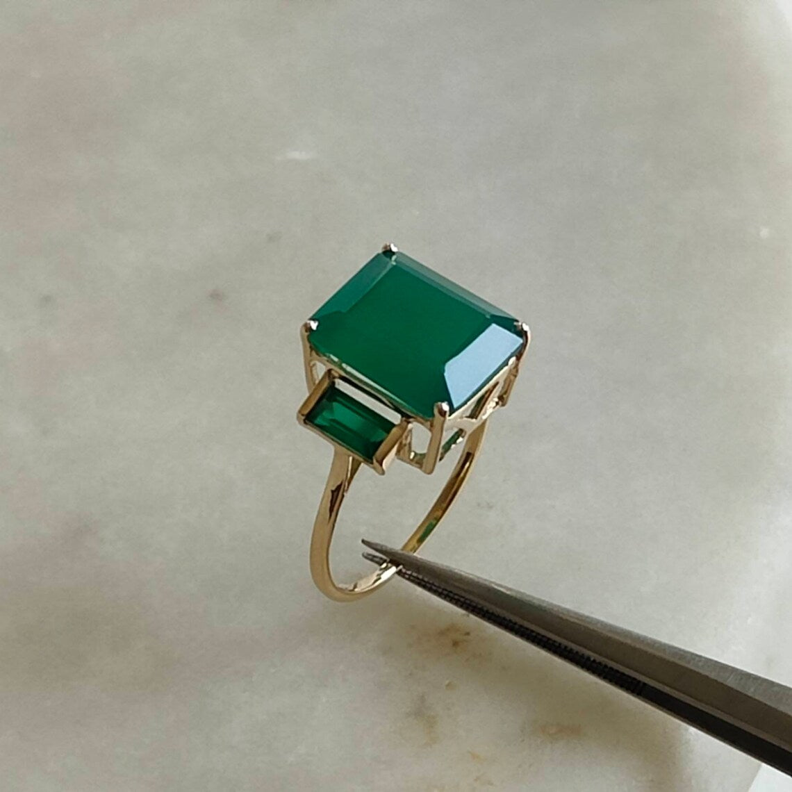 Anneaux en pierre Onyx vert naturel à trois pierres - Anneaux Vermeil en or 14 carats