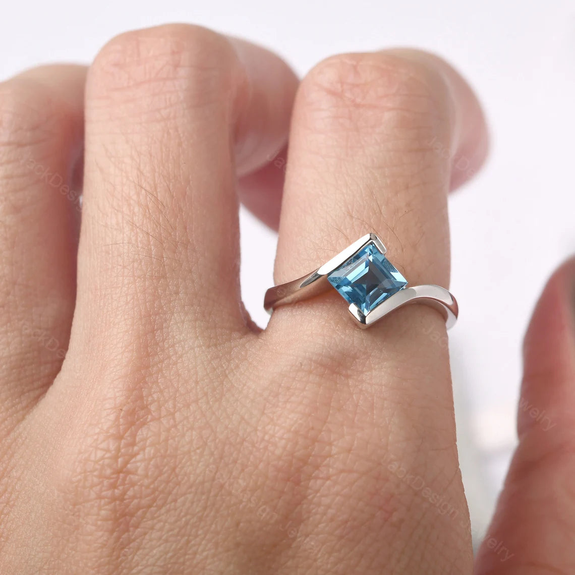 Natürlicher Solitärring mit quadratischem Schweizer Blautopas – Ring aus 925er Sterlingsilber