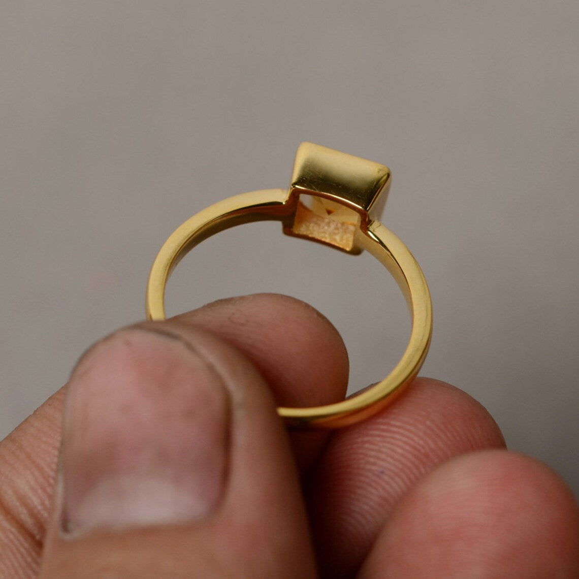 Natürlicher Citrin-Ring im Princess-Schliff – Solitärring aus 14-karätigem Gold-Vermeil