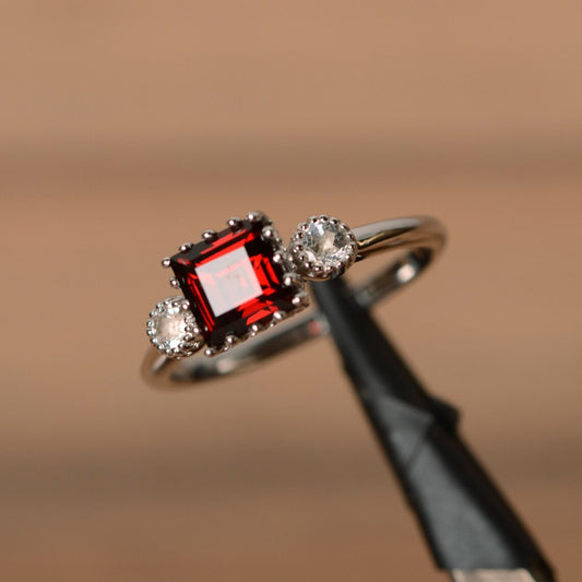 Natural Square Cut Garnet Ring - 925 Sterling Silver Ring