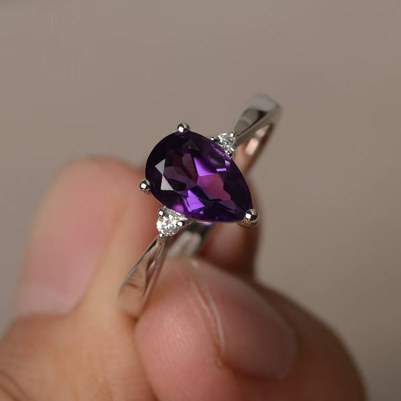 Natürlicher Amethyst-Verlobungsring im Birnenschliff – 925er Sterlingsilber