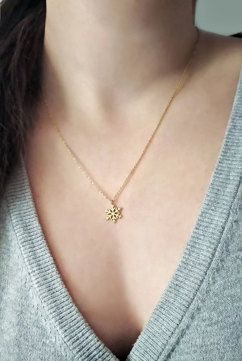 Snowflake Charm Necklace - Minimalist Necklace For Women