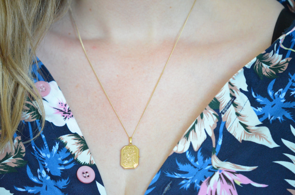 Flower Textured Vintage Necklace For Women - 14k Gold Vermeil Statement Necklace